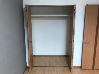 上棚付のクローゼット