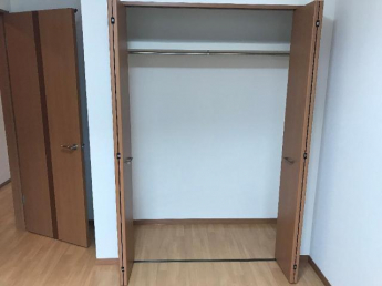 上棚付のクローゼット