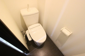 ゆったりとした空間のトイレです