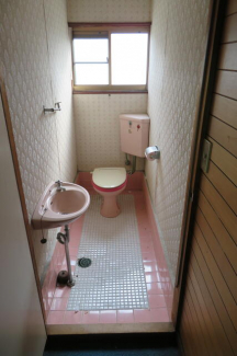 居宅用　２階トイレ　（１階にも居宅用トイレ有　但し、和式）