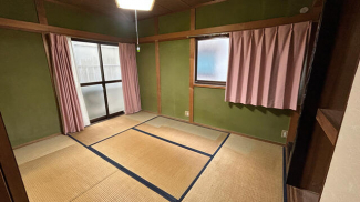 松山市平井町の中古一戸建ての画像