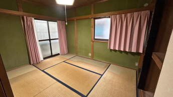 松山市平井町の中古一戸建ての画像