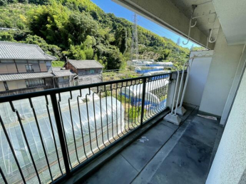 山越マンションの画像