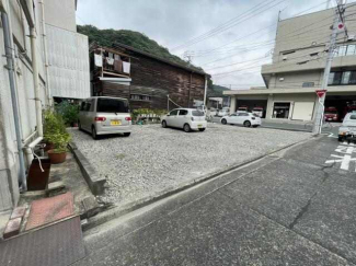 駅前駐車場の画像