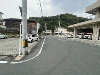駅前駐車場の画像