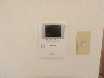 モニター付きインターホン