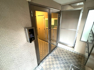 【エントランス】