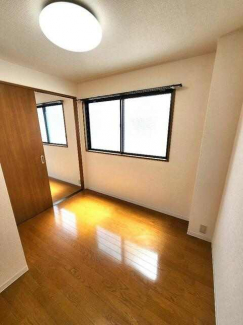 神戸市兵庫区西多聞通２丁目の店舗事務所の画像