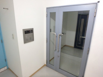 エレベーターあり
