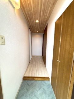 【玄関】