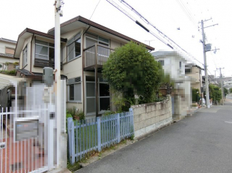 南向き　道路との高低差はありません