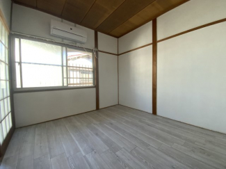 【寝室】