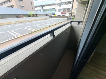 【バルコニー】
