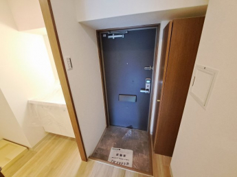 【玄関】