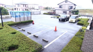 【駐車場】