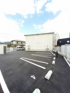 駐車場に車を止められます