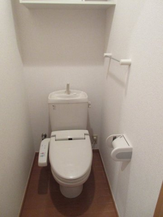 シンプルで使いやすいトイレです