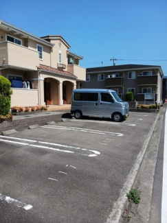 駐車場に車を止められます