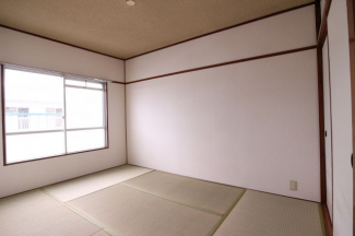 【寝室】