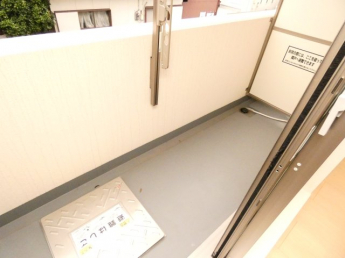 【バルコニー】