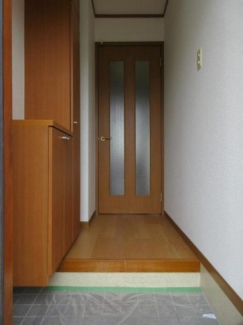 明るい玄関です