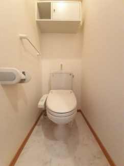 ゆったりとした空間のトイレです