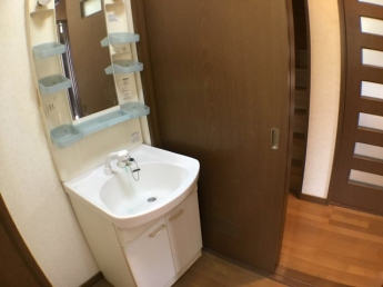 【独立洗面台】