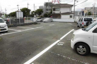 本町駅前モータープールの画像