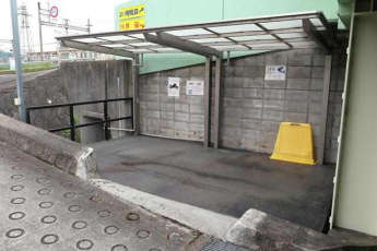 契約者専用バイク置場