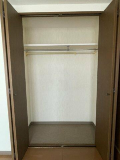 各居室に収納完備！！