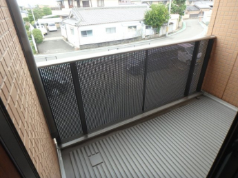 落ち着いた時間を過ごせるバルコニーです