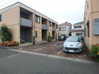 駐車場完備です