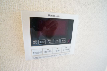給湯パネルもスッキリおしゃれです