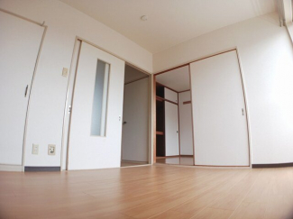 中はこのようになっています