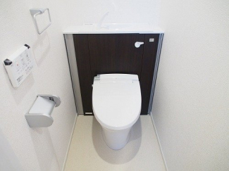 清潔感のあるトイレです