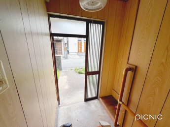 【玄関】