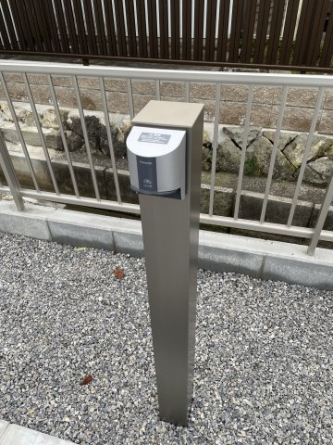 EV用電気スタンドが付いています！！