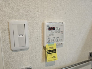 浴室乾燥機つきです！