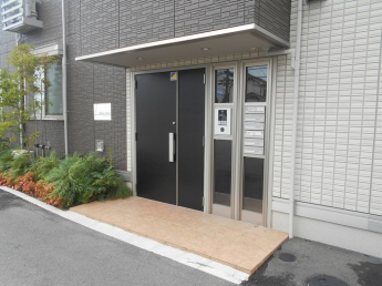 【エントランス】