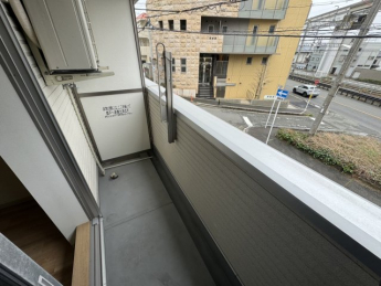 【バルコニー】