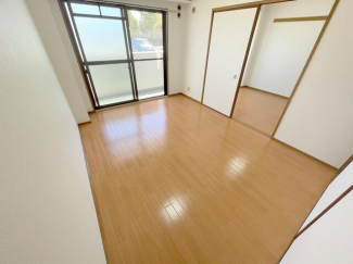 南東　洋室６帖・・・２０２５．３和室から改造済み