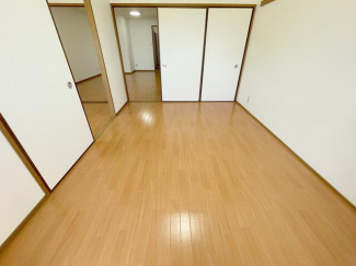 南東　洋室６帖・・・２０２５．３和室から改造済み