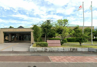 西条市立東予図書館まで2231m