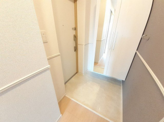 【玄関】