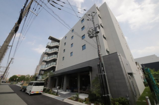 落ち着いた雰囲気の外観です
