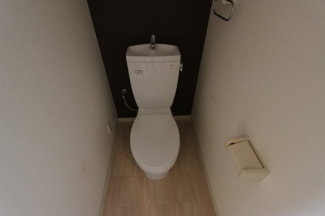 ゆったりとした空間のトイレです