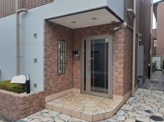 【エントランス】