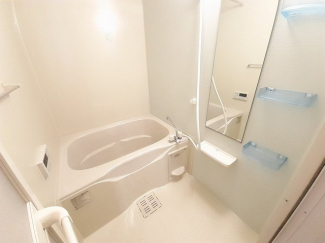 ゆったり過ごせるお風呂です