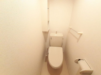 シンプルで使いやすいトイレです