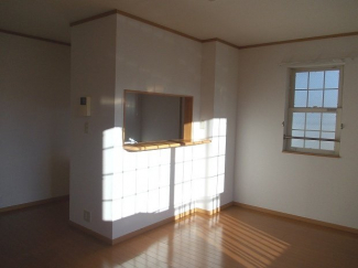 こちらの居間で趣味の時間をお楽しみください